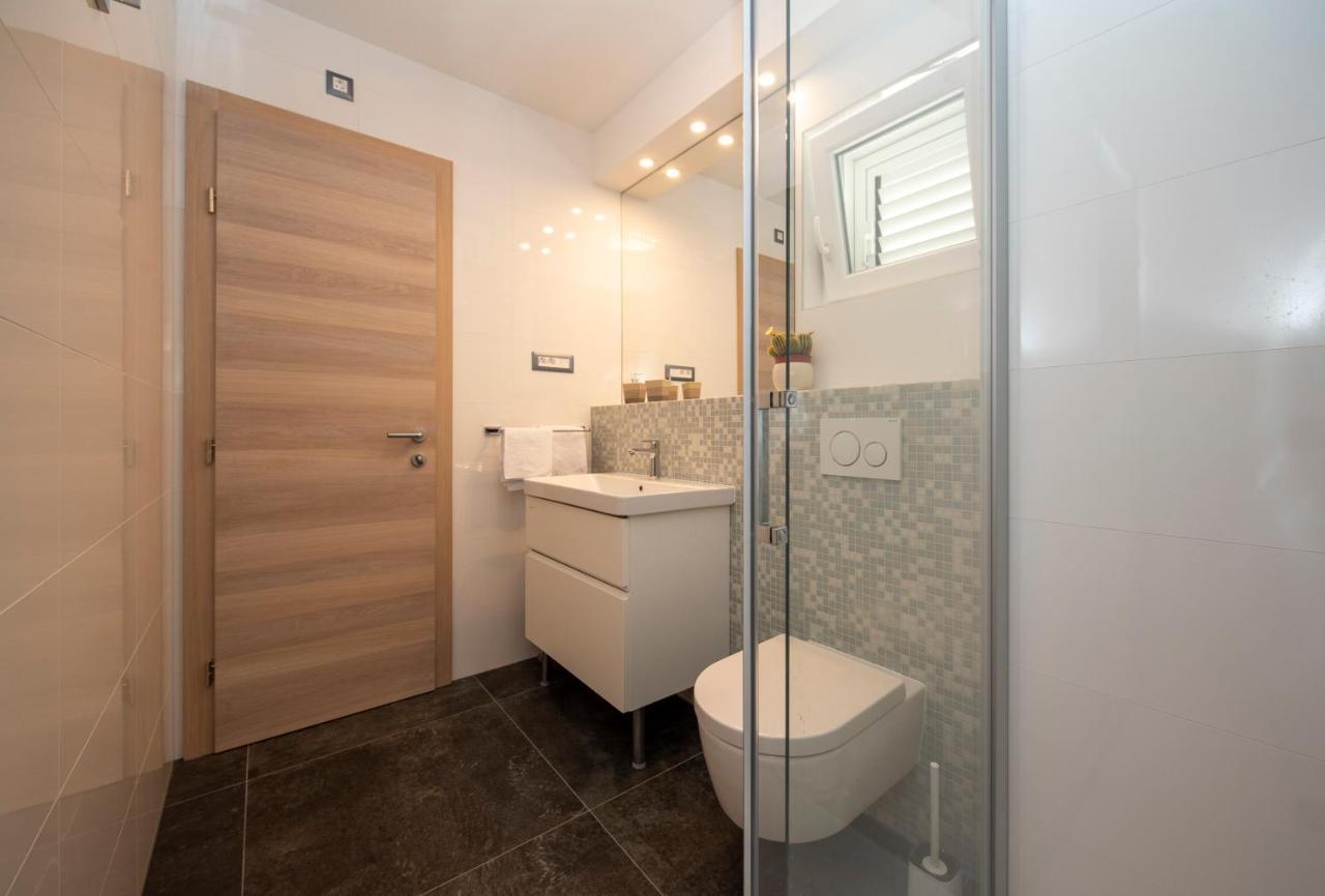 Luxury Rooms Beach Mediteran Podstrana Luaran gambar